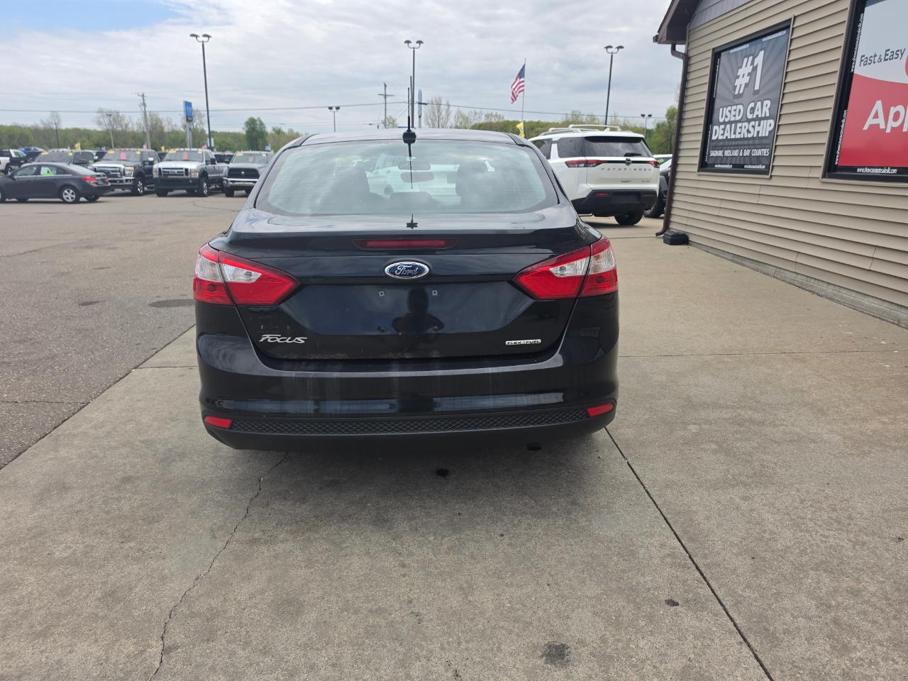 Ford Focus S Sedan 2013