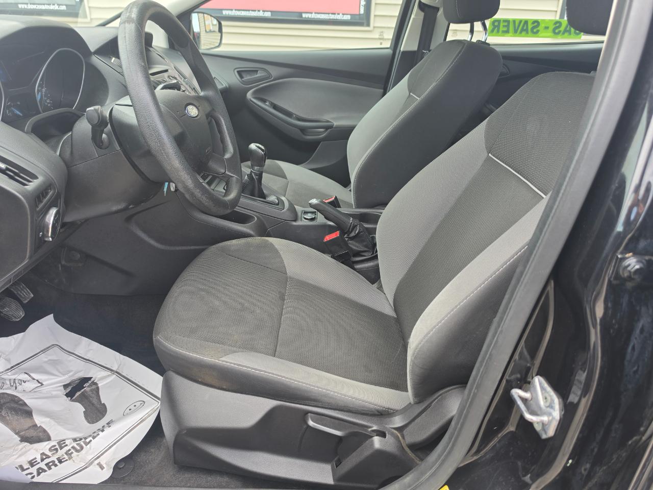 Ford Focus S Sedan 2013