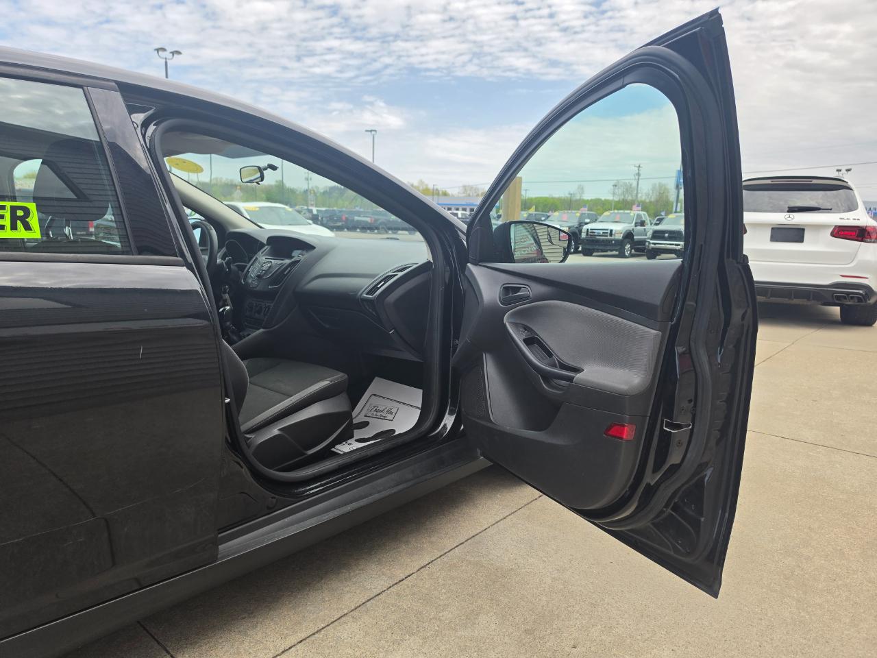 Ford Focus S Sedan 2013
