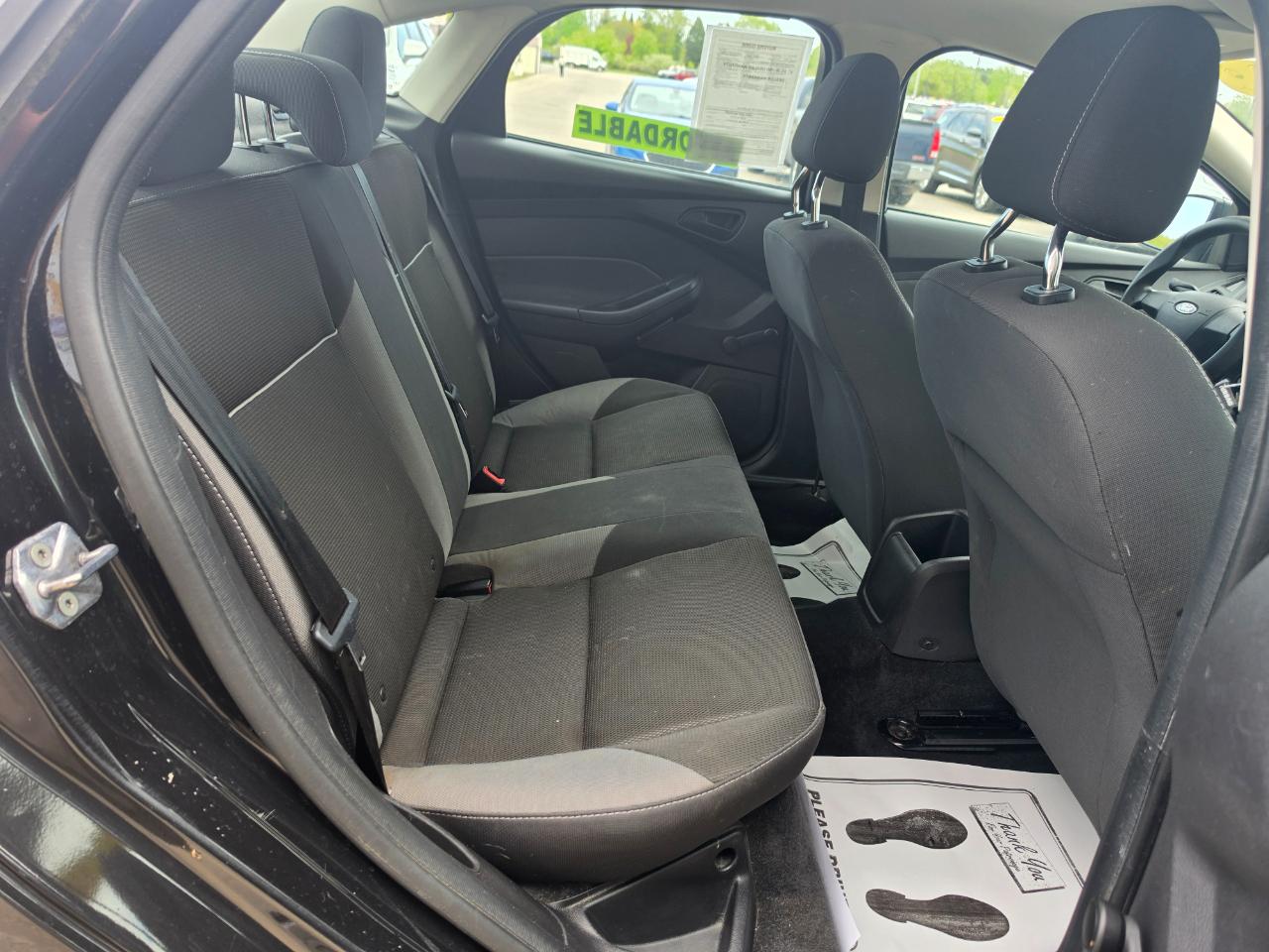 Ford Focus S Sedan 2013