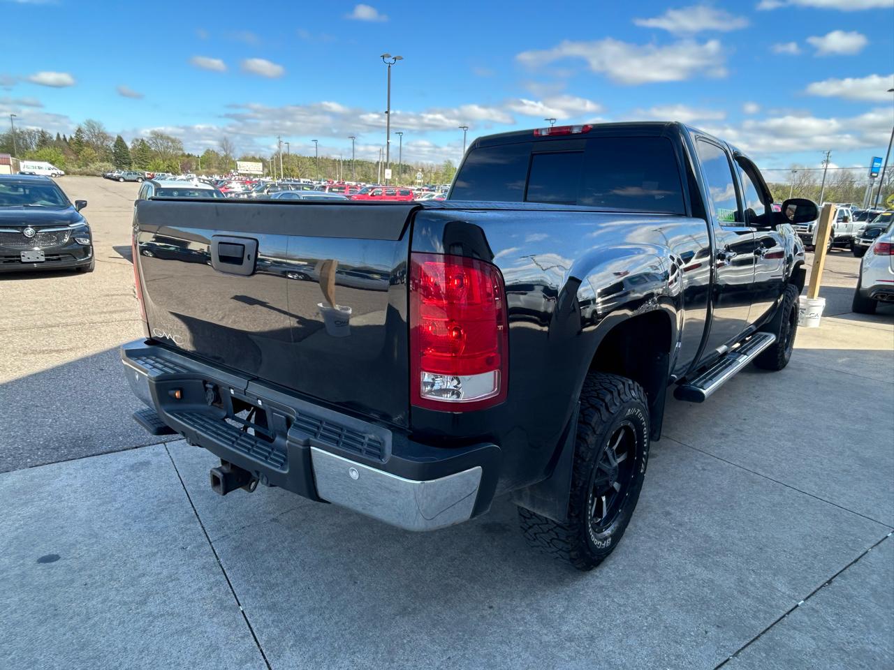 GMC Sierra 2500HD SLT Crew Cab 4WD 2010