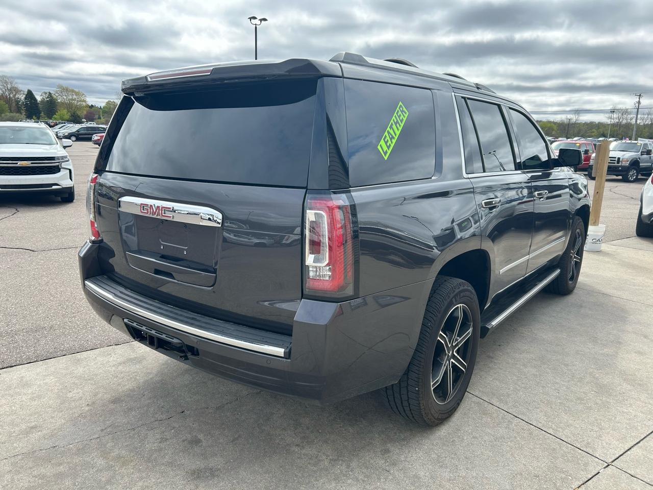 GMC Yukon Denali  2017
