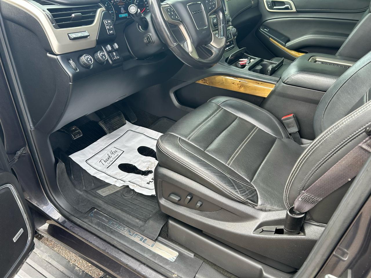 GMC Yukon Denali  2017