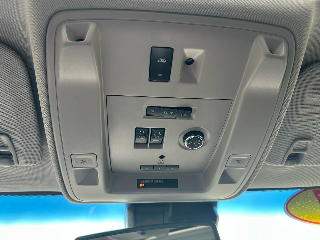 GMC Yukon Denali  2017