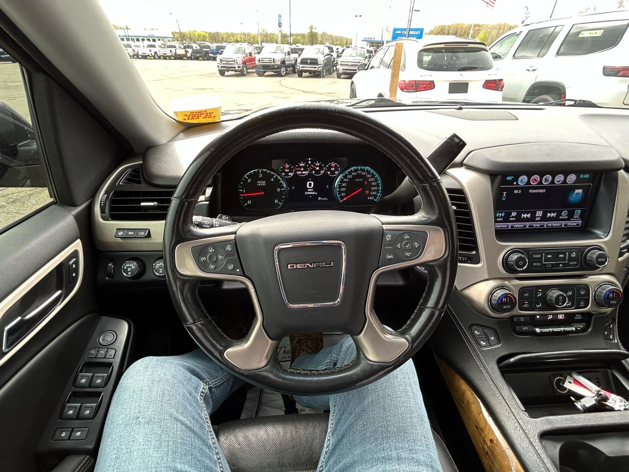 GMC Yukon Denali  2017