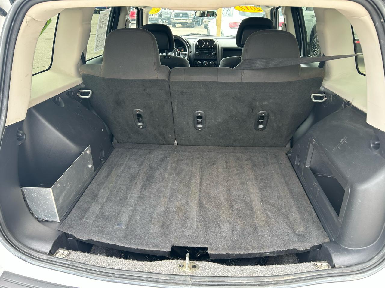 Jeep Patriot Sport 2WD 2012