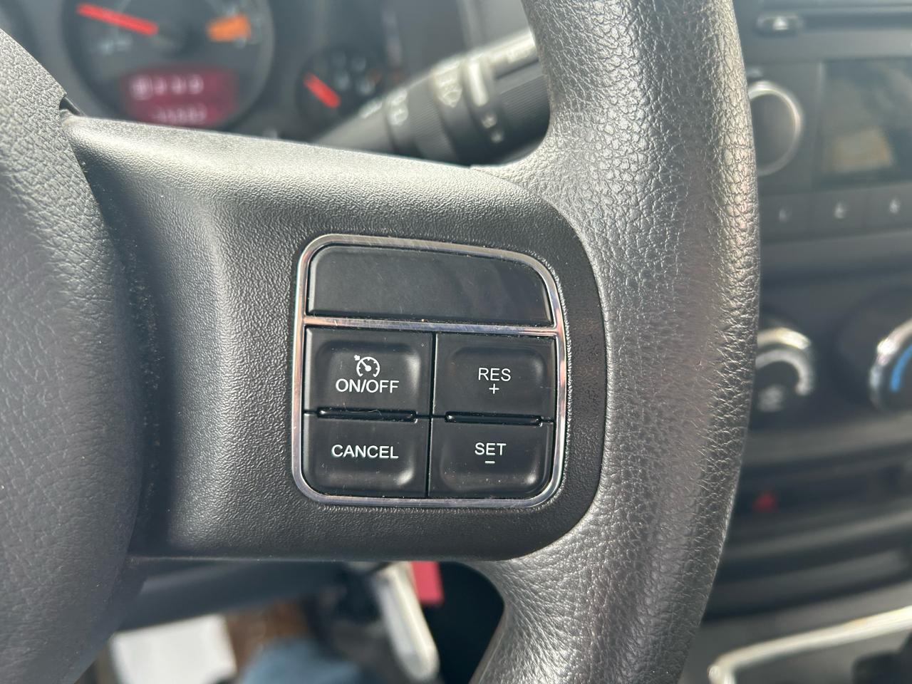 Jeep Patriot Sport 2WD 2012