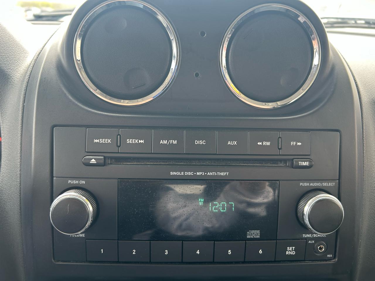 Jeep Patriot Sport 2WD 2012