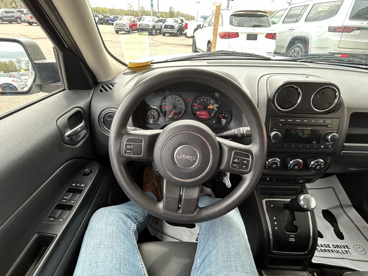 Jeep Patriot Sport 2WD 2012