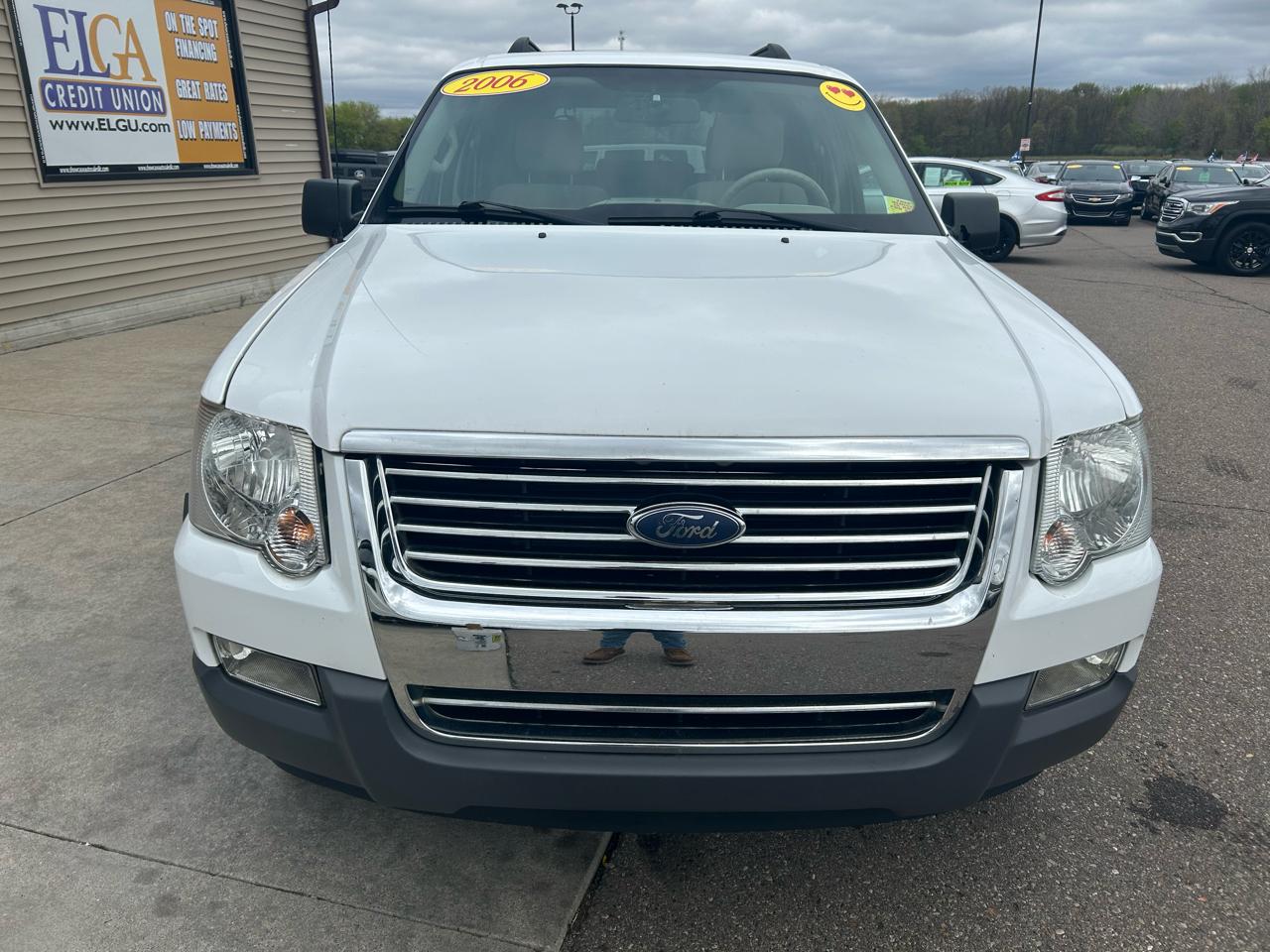 Ford Explorer XLT 4.0L 4WD 2006