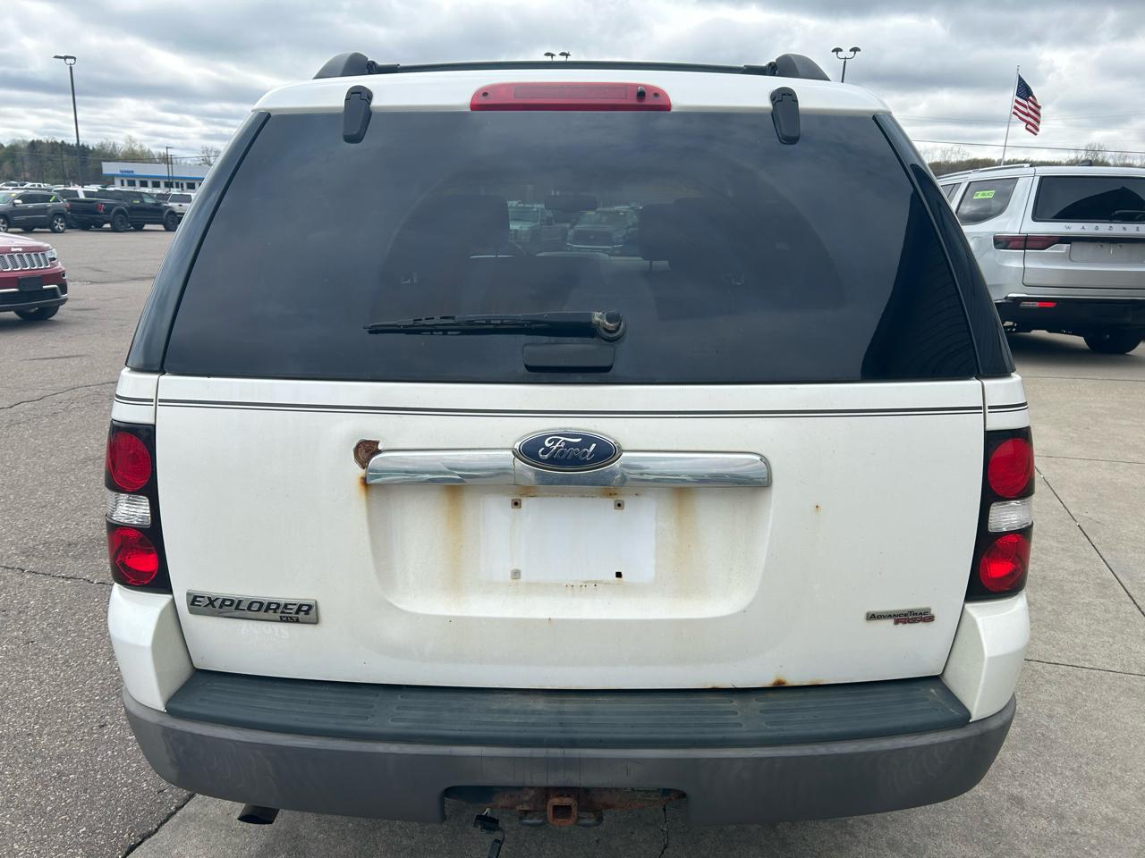 Ford Explorer XLT 4.0L 4WD 2006