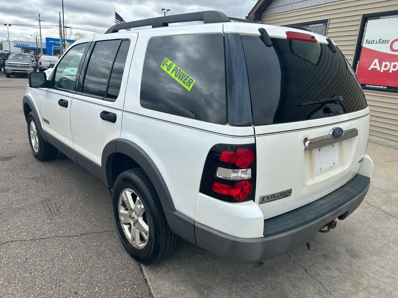 Ford Explorer XLT 4.0L 4WD 2006