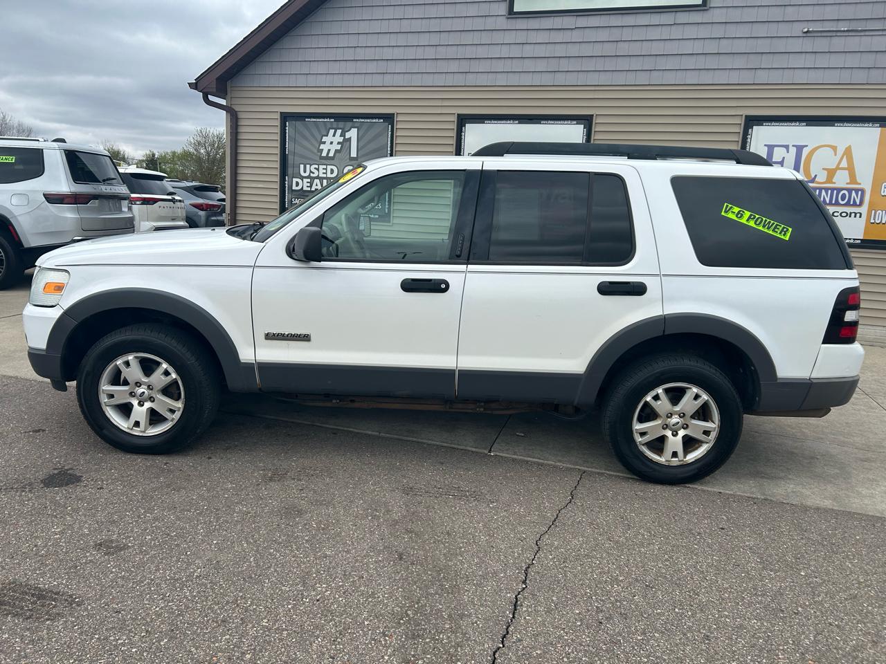 Ford Explorer XLT 4.0L 4WD 2006