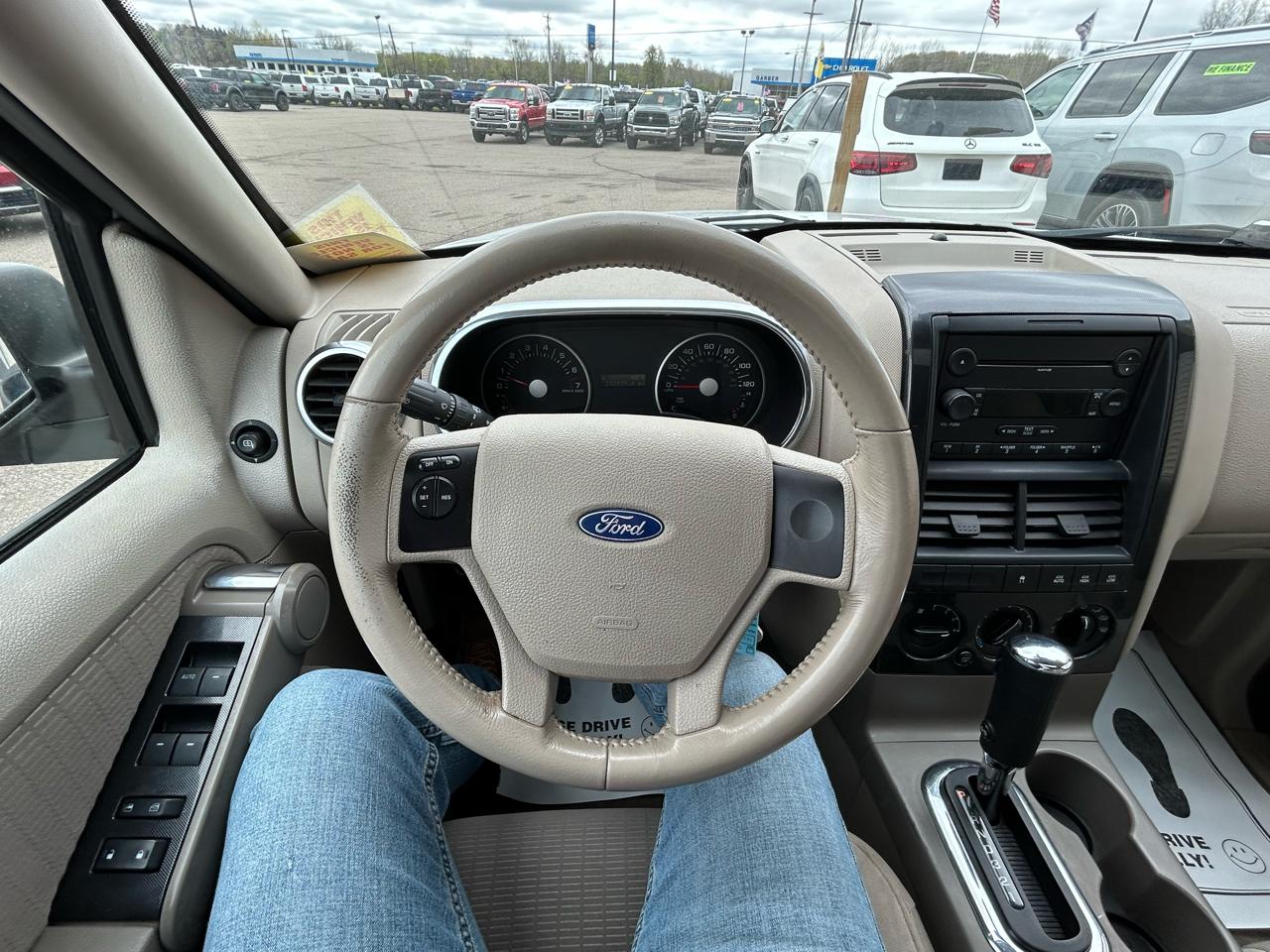 Ford Explorer XLT 4.0L 4WD 2006