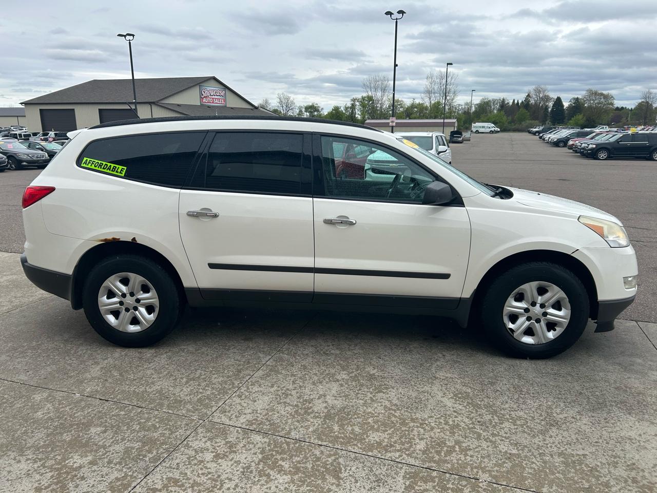 Chevrolet Traverse LS AWD 2012