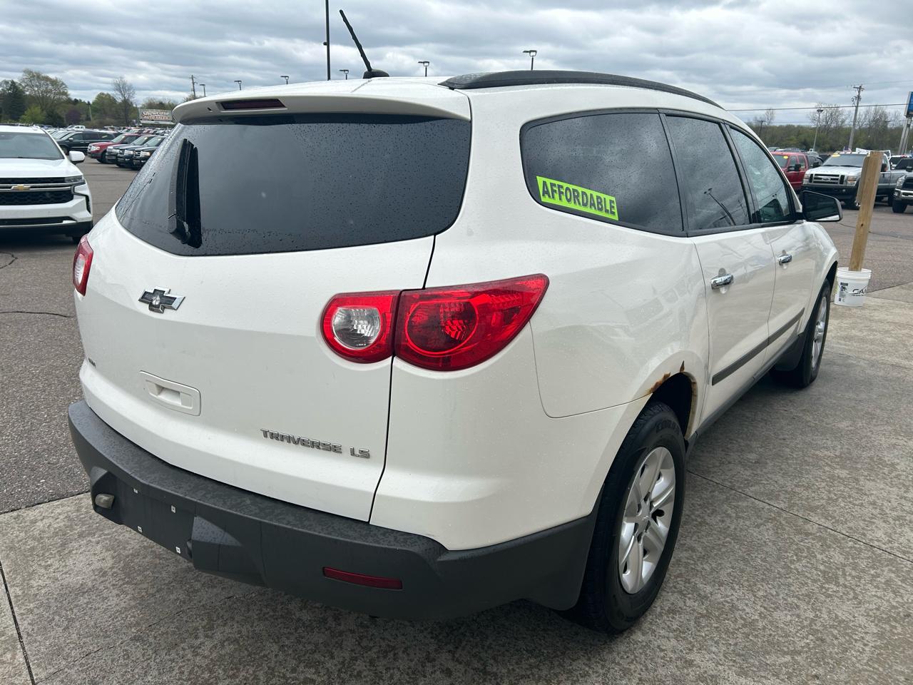 Chevrolet Traverse LS AWD 2012