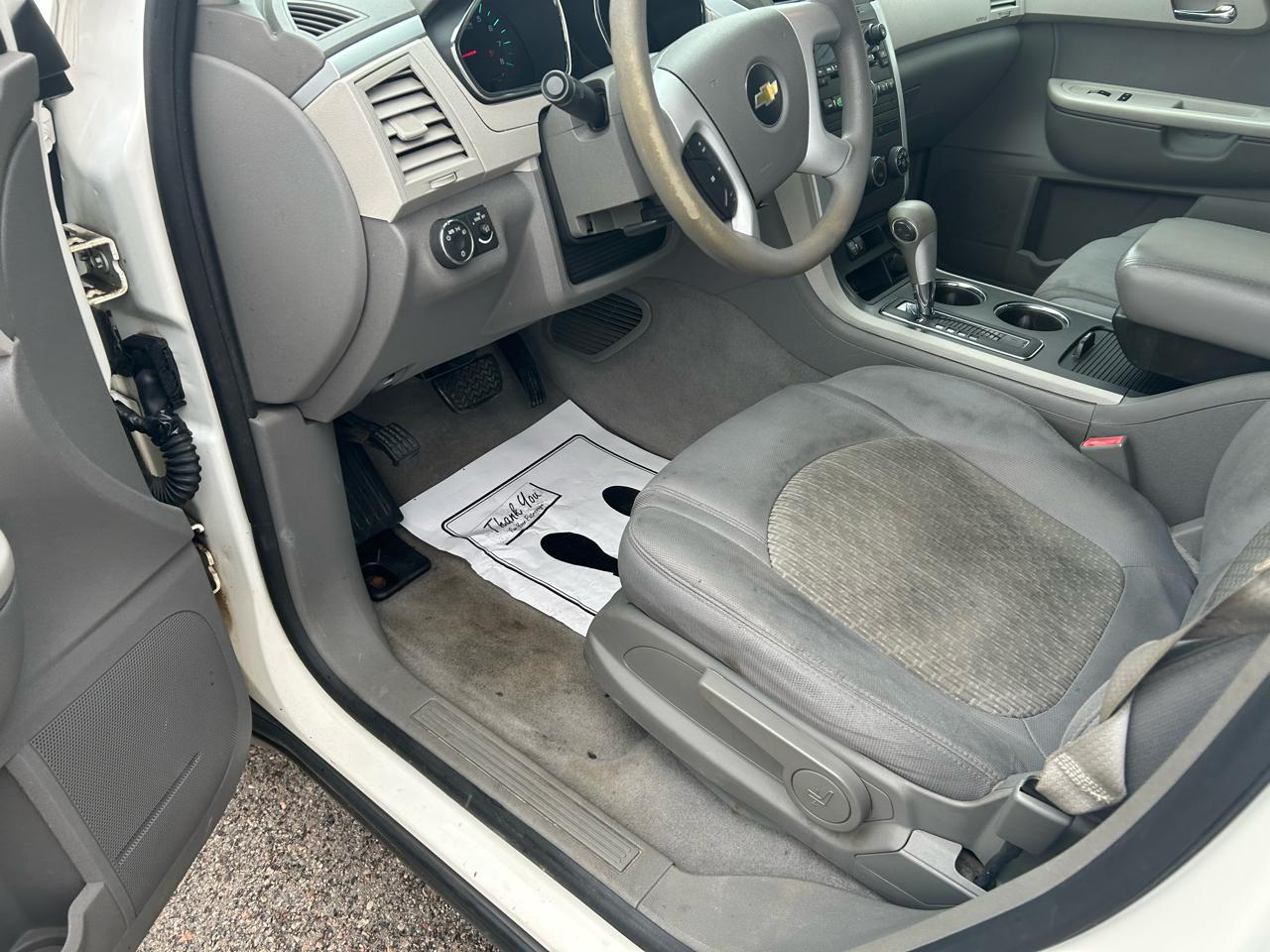 Chevrolet Traverse LS AWD 2012
