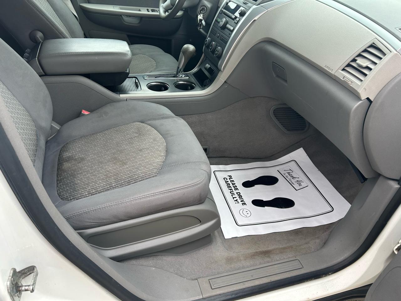 Chevrolet Traverse LS AWD 2012