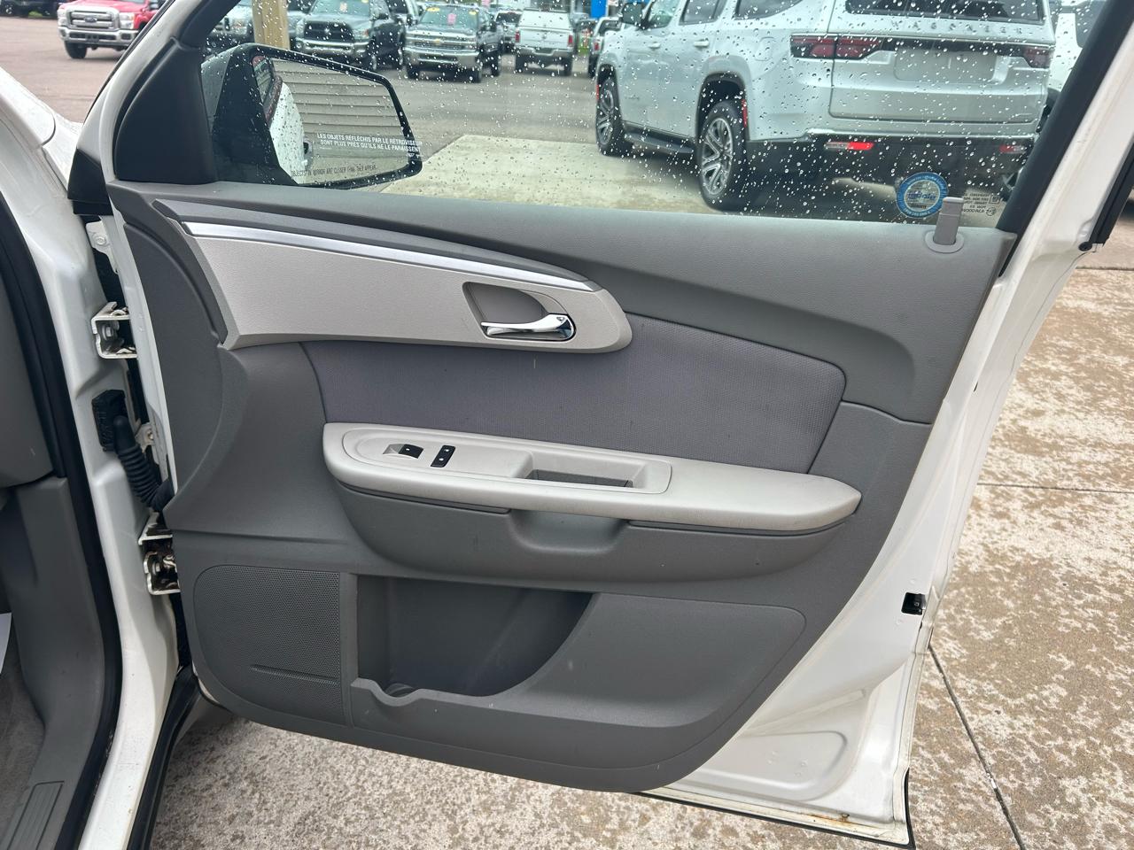 Chevrolet Traverse LS AWD 2012