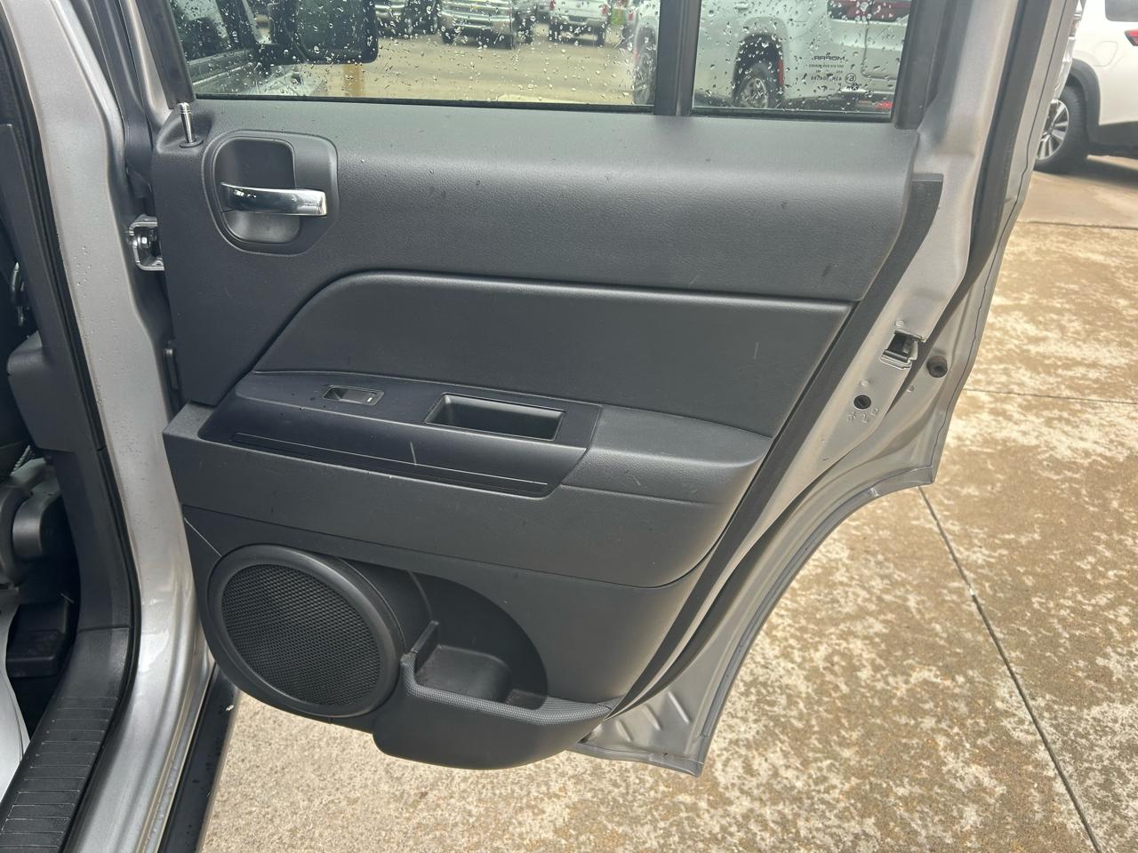 Jeep Patriot Sport 2WD 2016