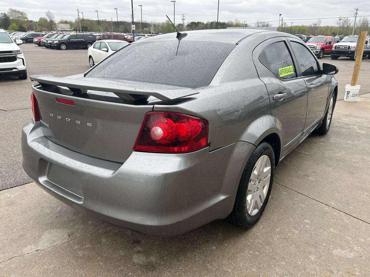 Dodge Avenger Base 2012