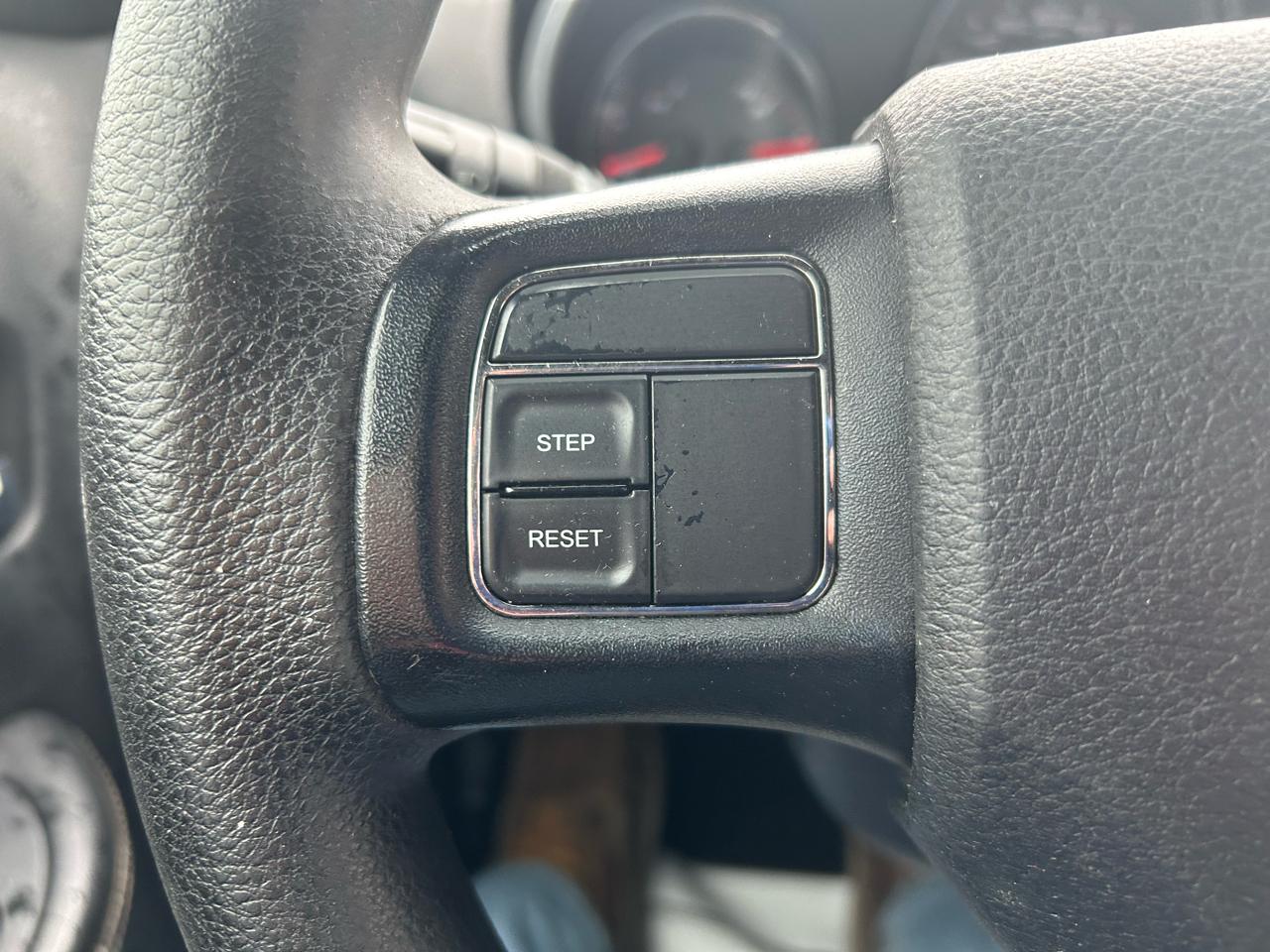 Dodge Avenger Base 2012