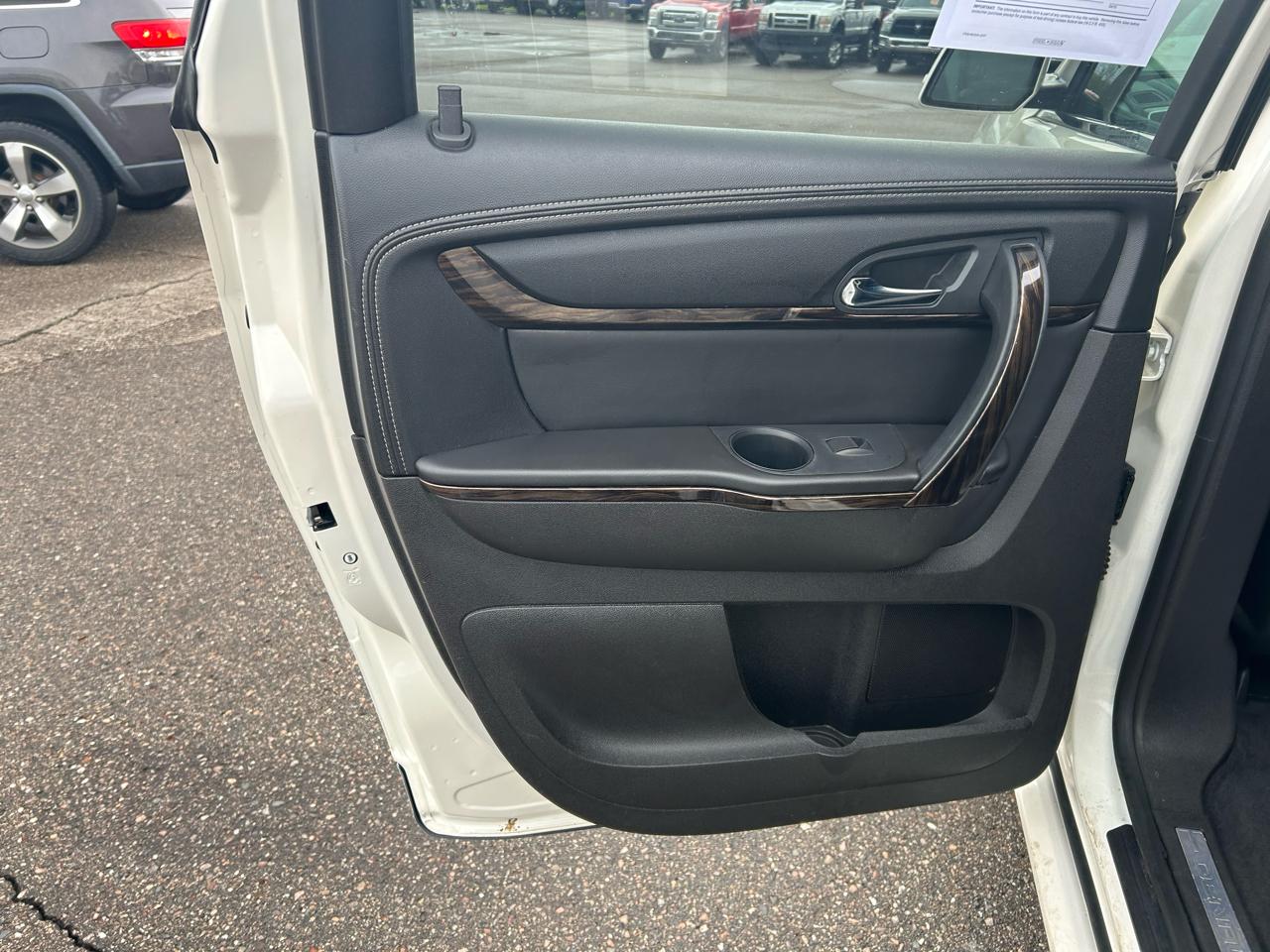 GMC Acadia Denali AWD 2013