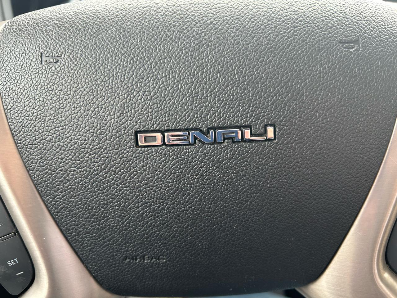 GMC Acadia Denali AWD 2013