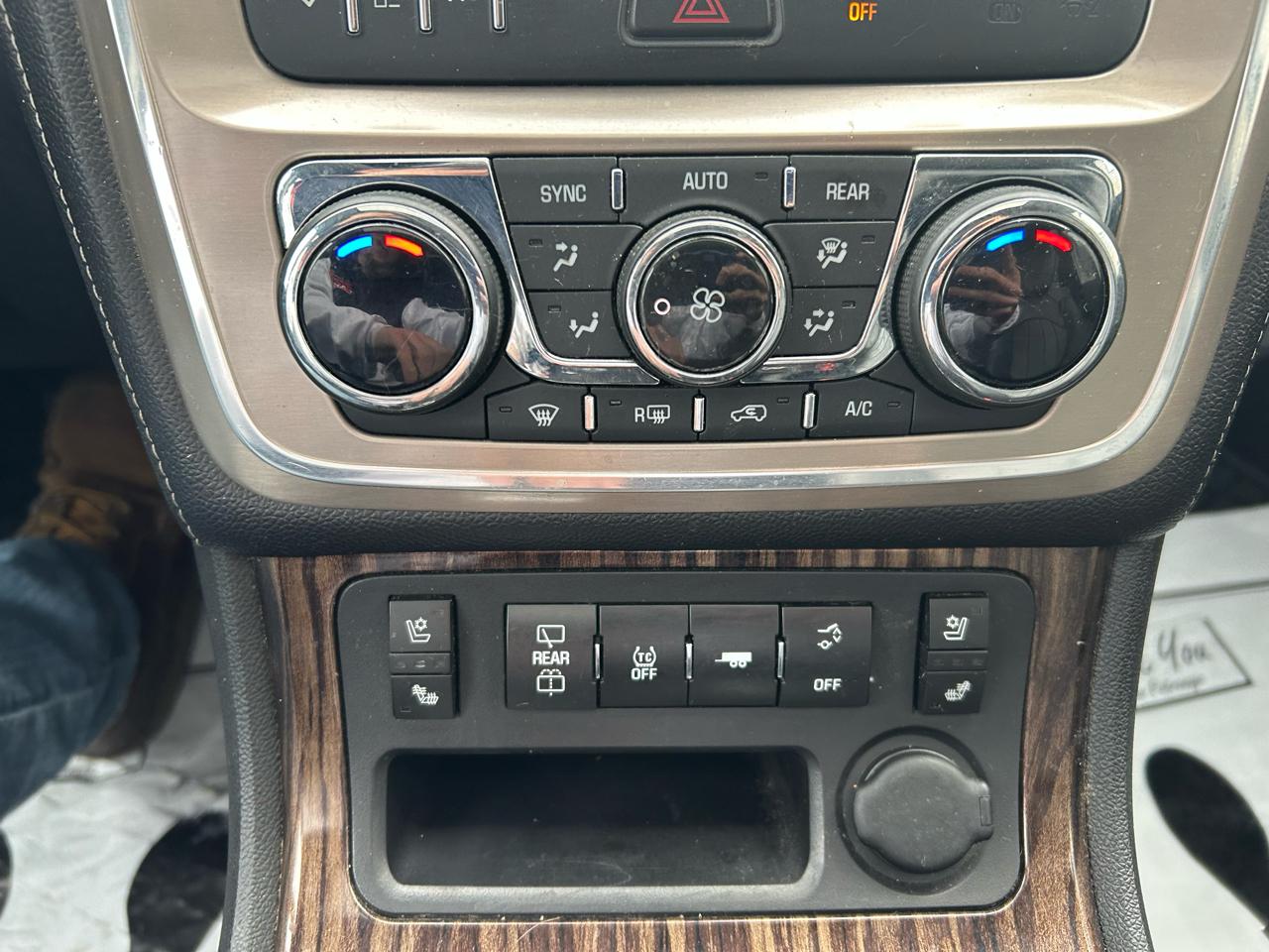 GMC Acadia Denali AWD 2013
