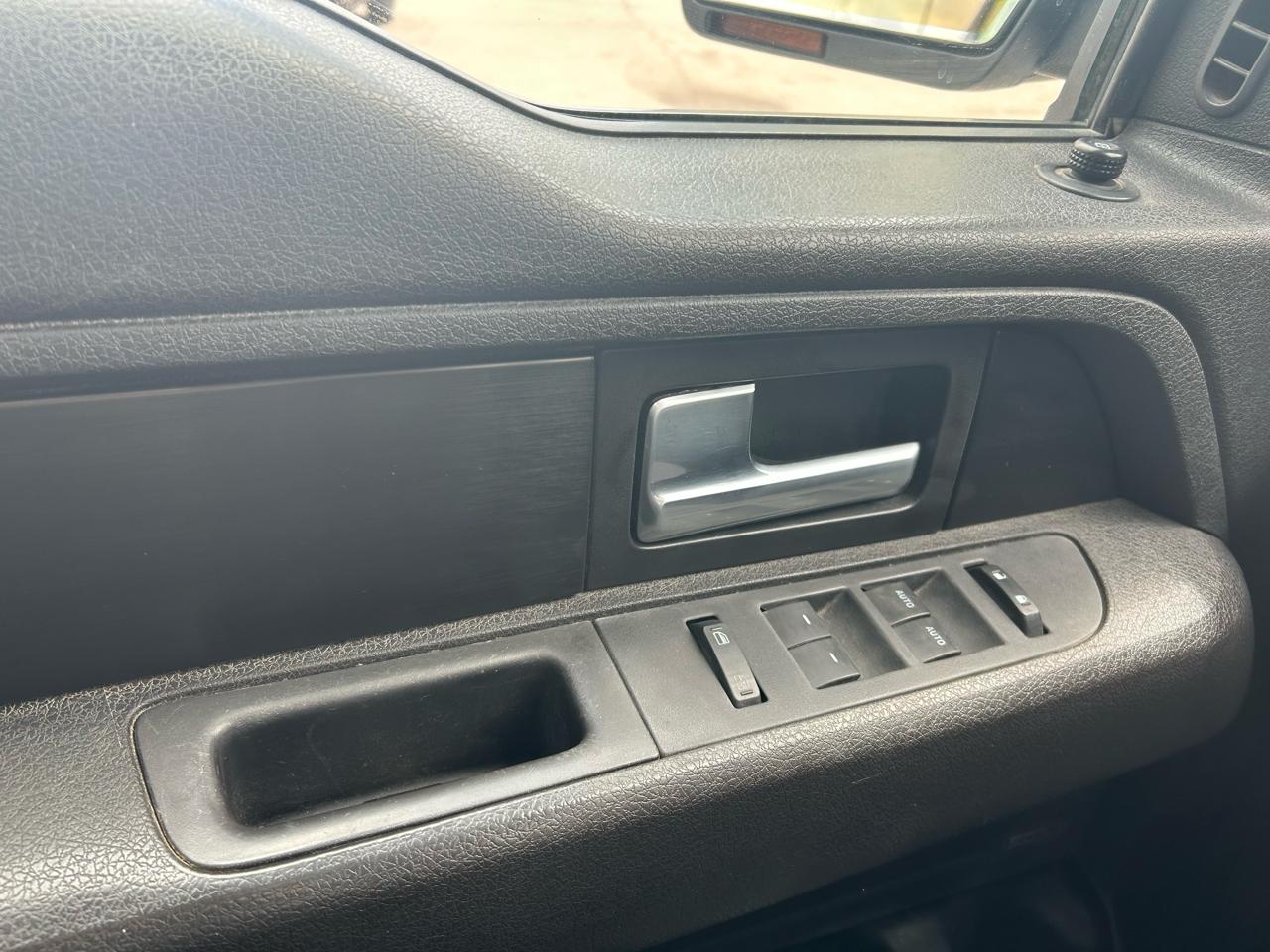 Ford F-150 XLT SuperCrew 6.5-ft. Bed 4WD 2012