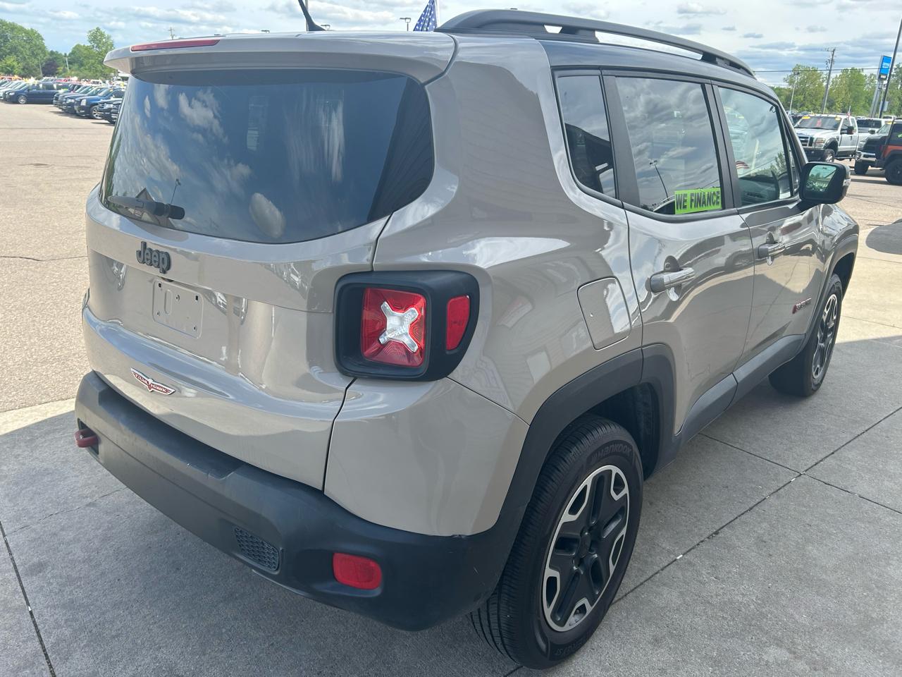 Jeep Renegade 4WD 4dr Trailhawk 2015