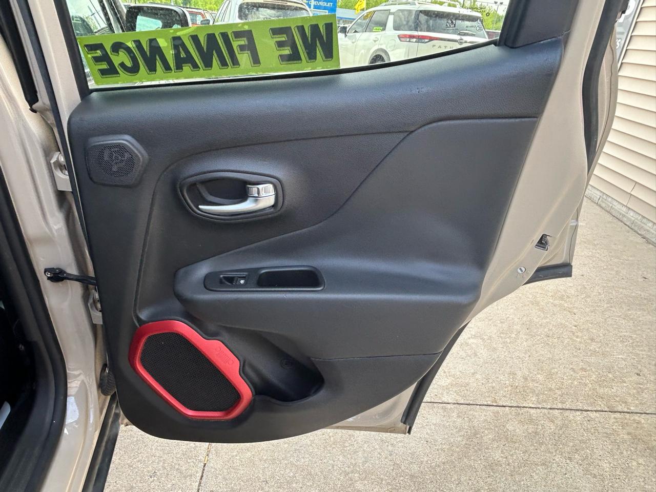 Jeep Renegade 4WD 4dr Trailhawk 2015