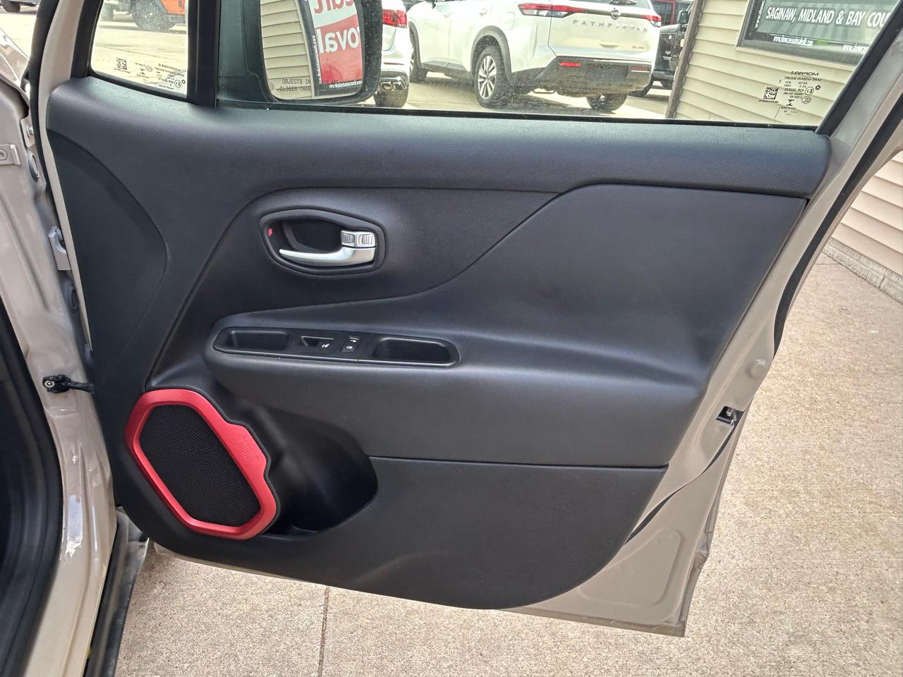 Jeep Renegade 4WD 4dr Trailhawk 2015