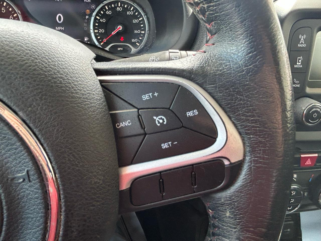 Jeep Renegade 4WD 4dr Trailhawk 2015
