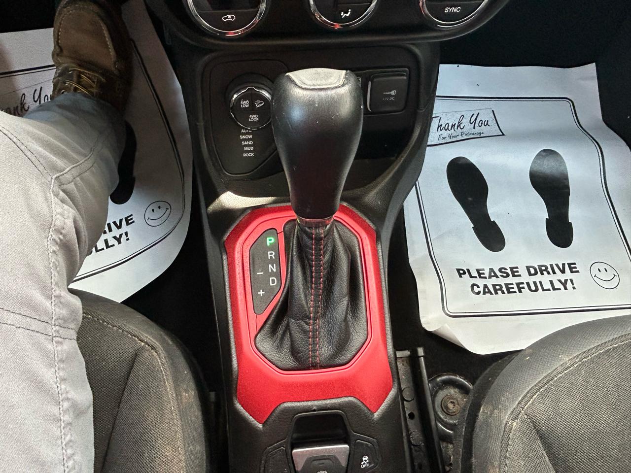 Jeep Renegade 4WD 4dr Trailhawk 2015