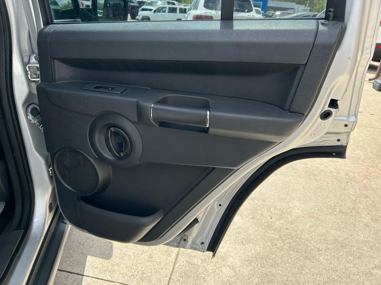 Jeep Commander Sport 4WD 2008