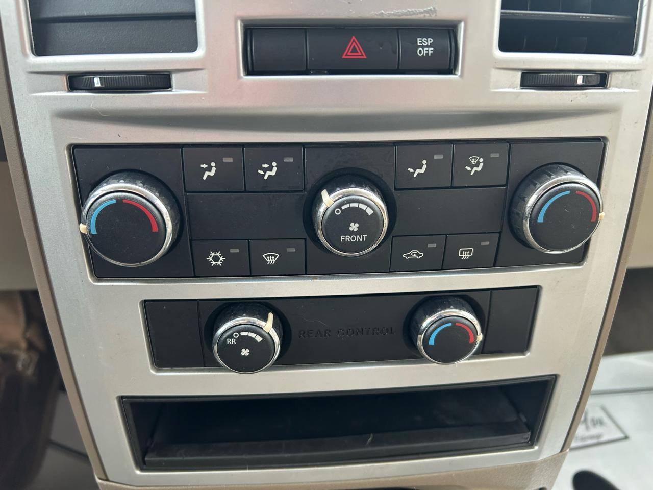 Chrysler Town & Country Touring 2009