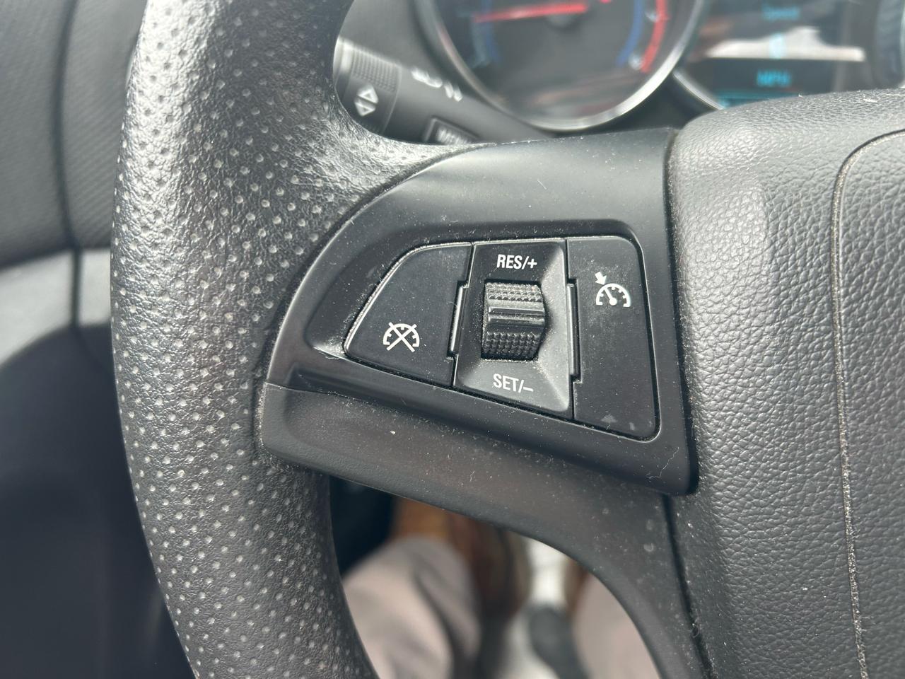 Chevrolet Cruze 1LT Auto 2015