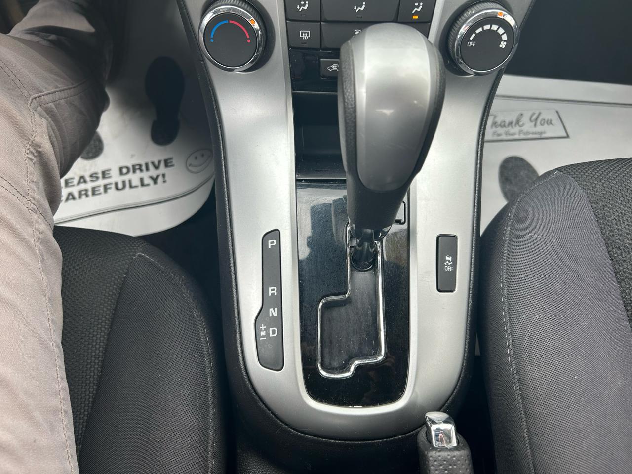 Chevrolet Cruze 1LT Auto 2015