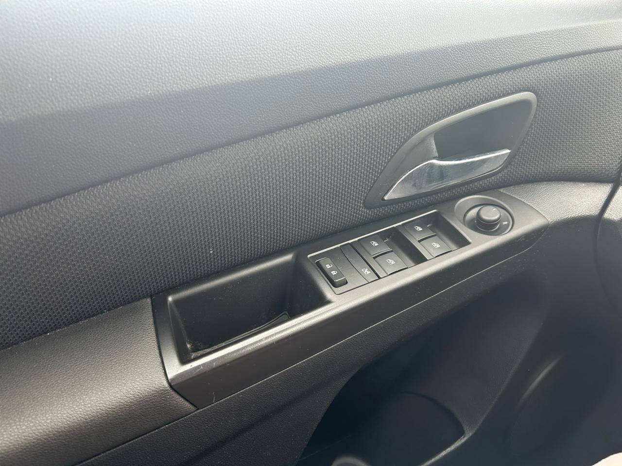 Chevrolet Cruze 1LT Auto 2015