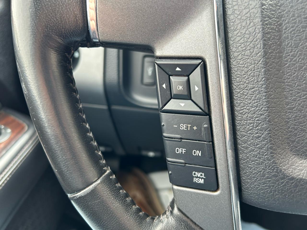 Ford Expedition Platinum 4WD 2015