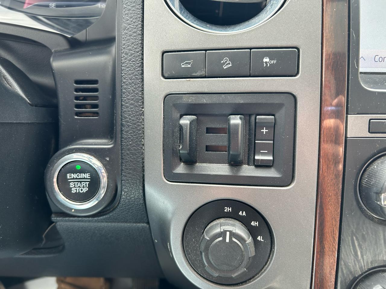 Ford Expedition Platinum 4WD 2015