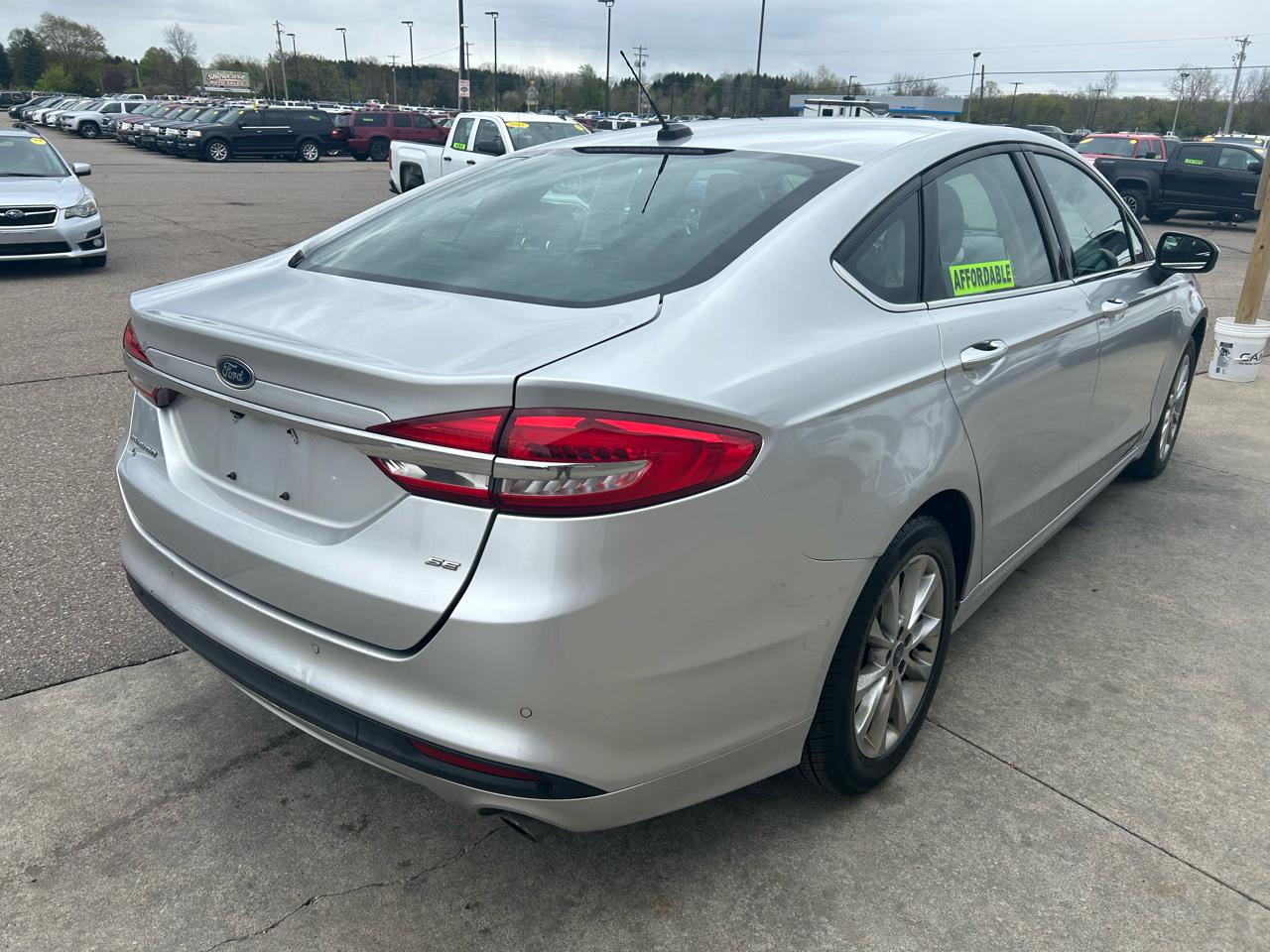 Ford Fusion SE 2017