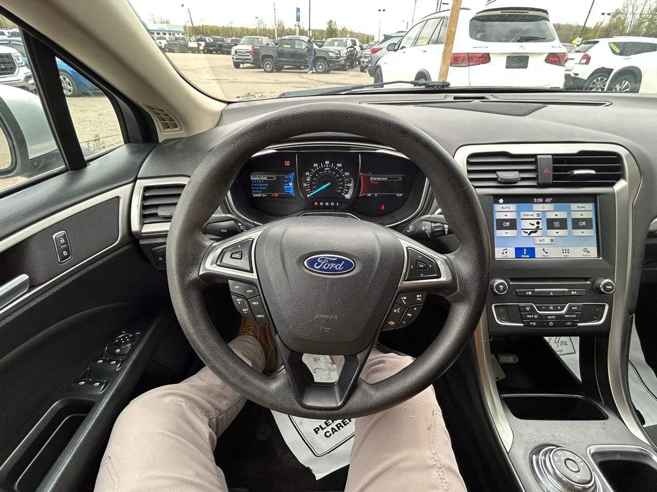 Ford Fusion SE 2017
