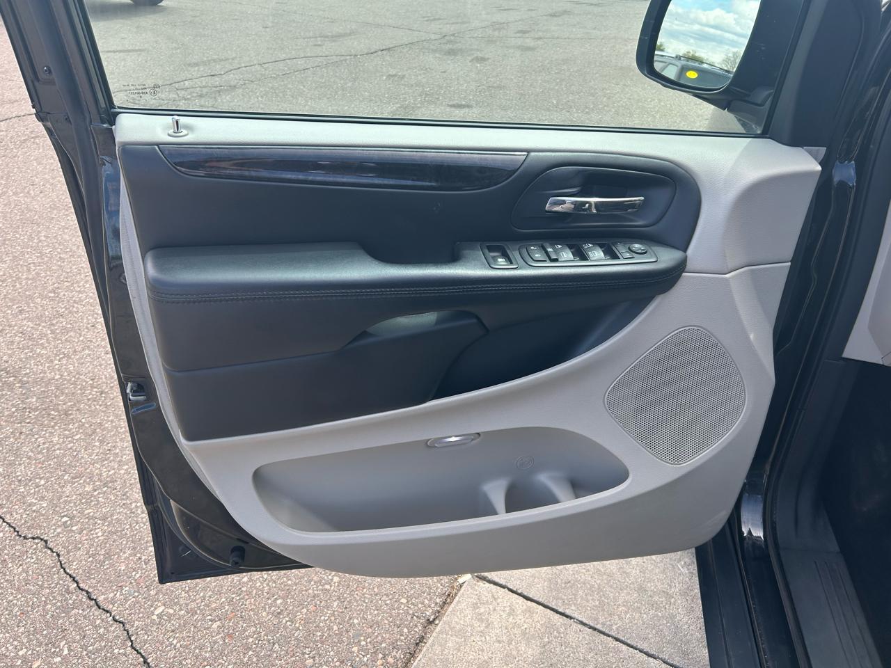 Dodge Grand Caravan SXT 2016