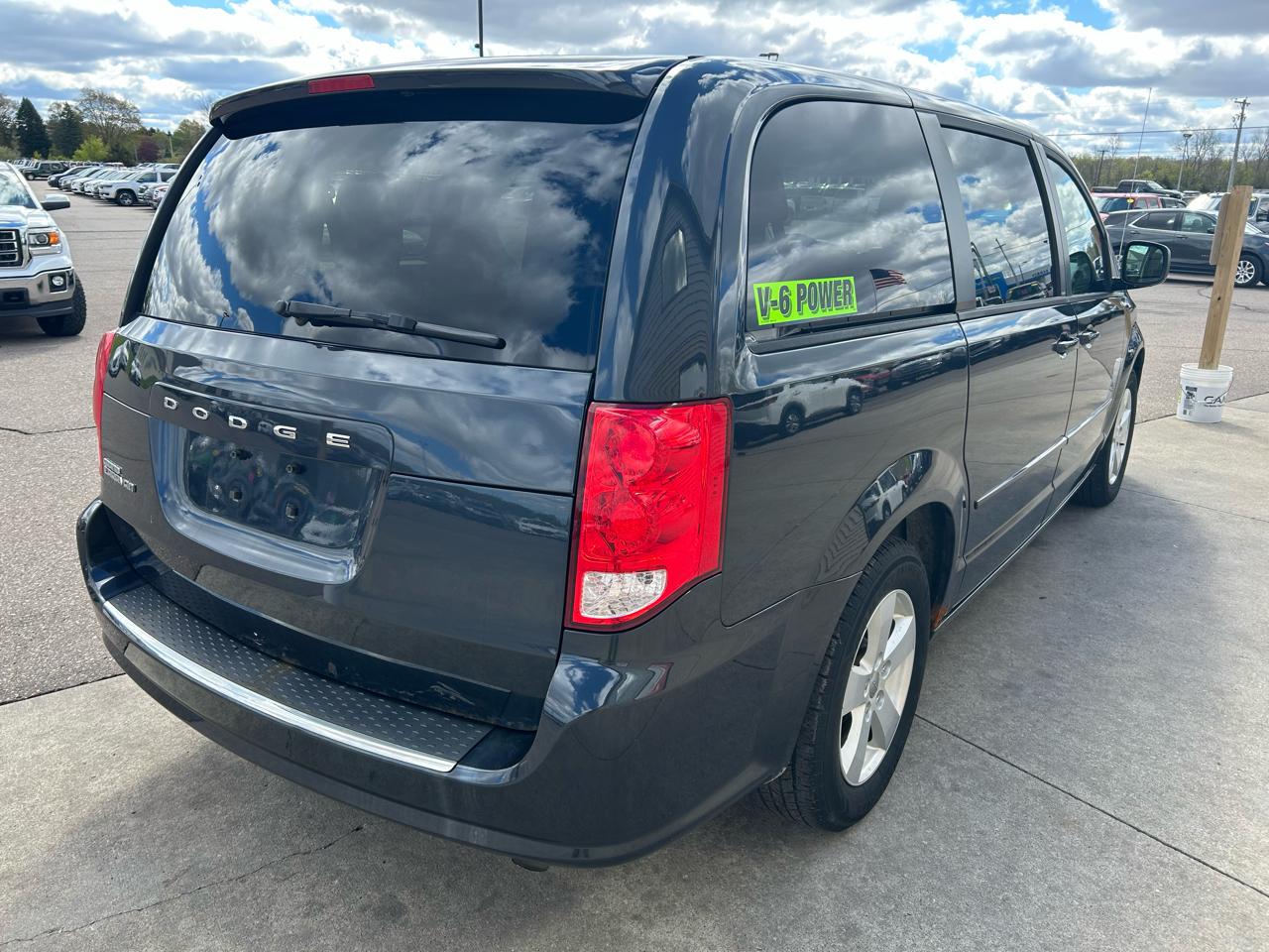 Dodge Grand Caravan SE 2013