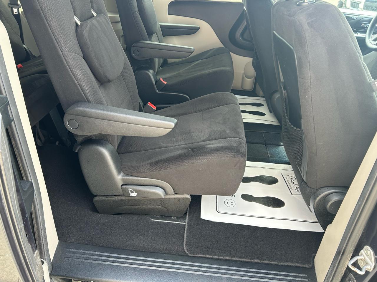 Dodge Grand Caravan SE 2013