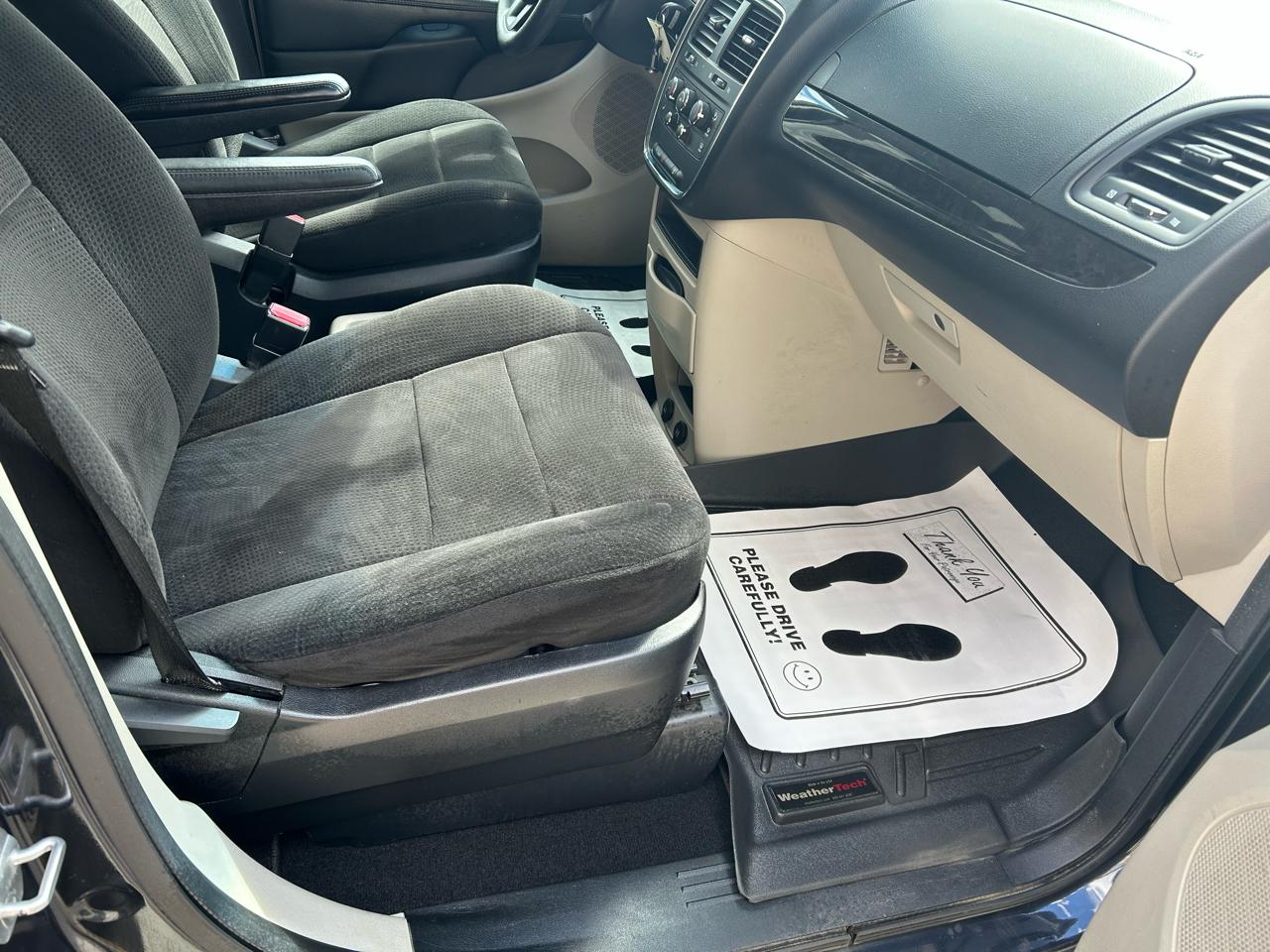 Dodge Grand Caravan SE 2013