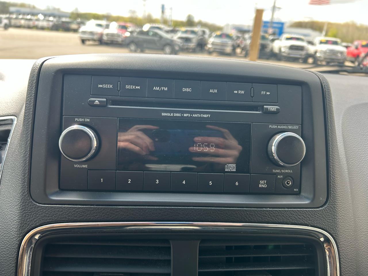 Dodge Grand Caravan SE 2013