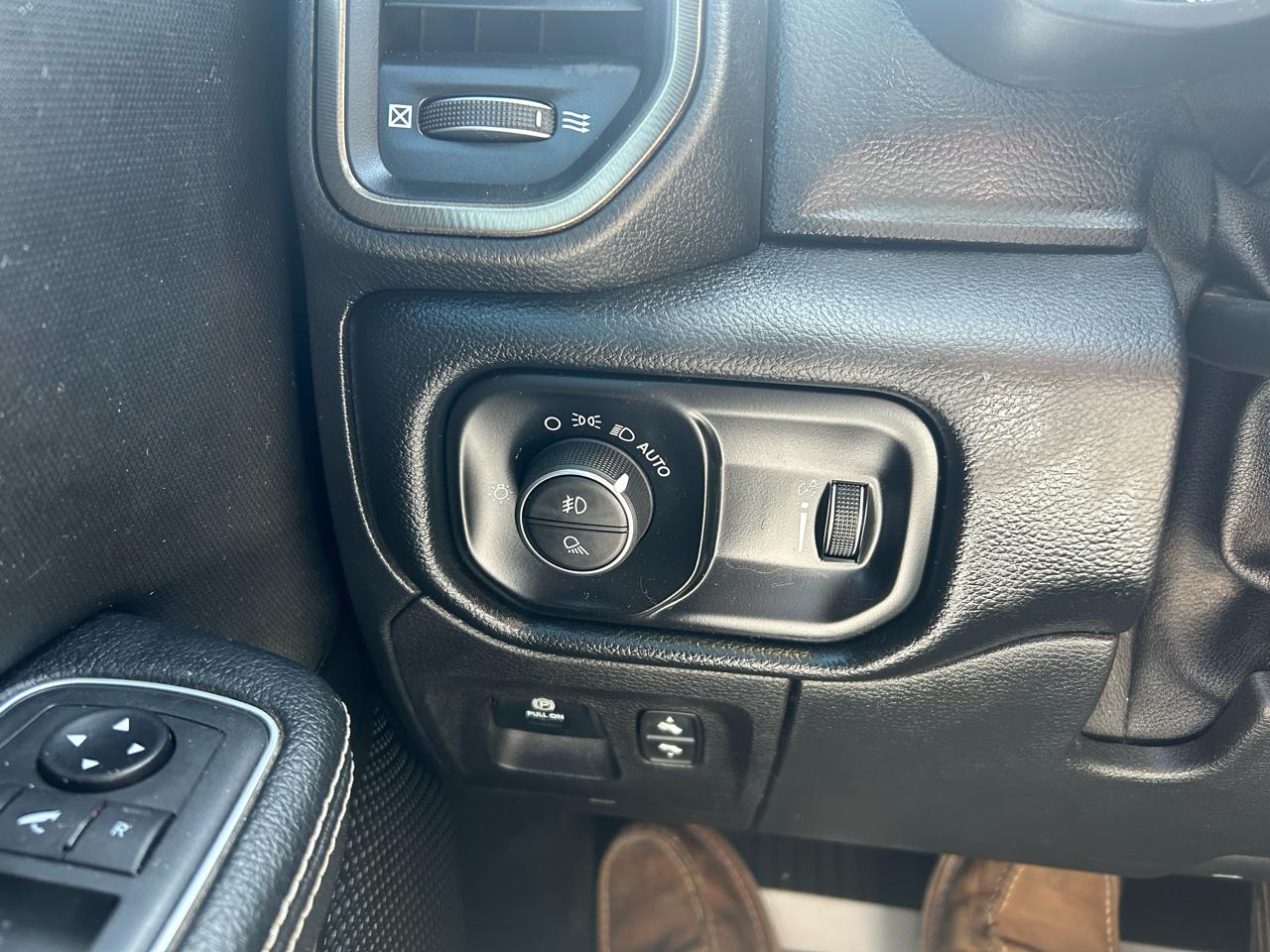 RAM 1500 Rebel Crew Cab SB 4WD 2020